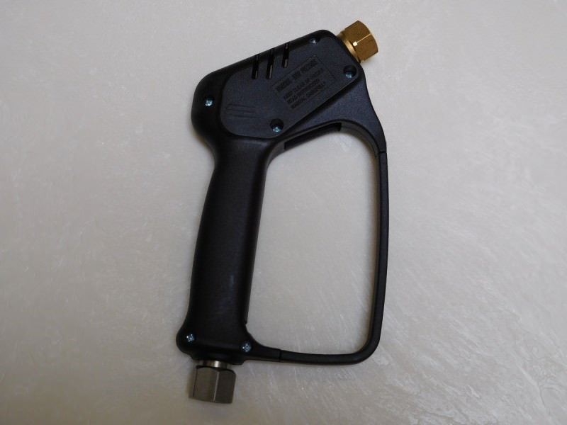 PI28 – rukojeť celoprůtočná s otočí