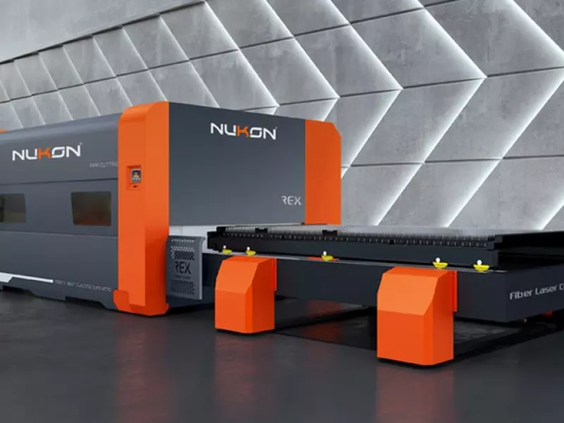 Řezání laserem a vodním paprskem