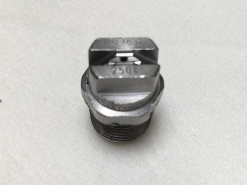 TR201 – tryska ¼“ kartáče